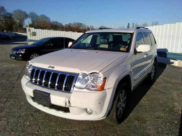 1J8HR58N78C237092 - 2008 JEEP GRAND CHER WHITE photo 2