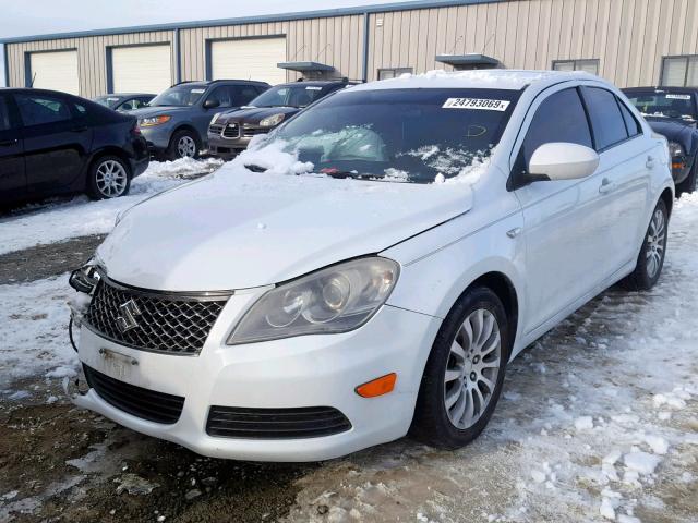 JS2RE9A31A6100960 - 2010 SUZUKI KIZASHI SE WHITE photo 2