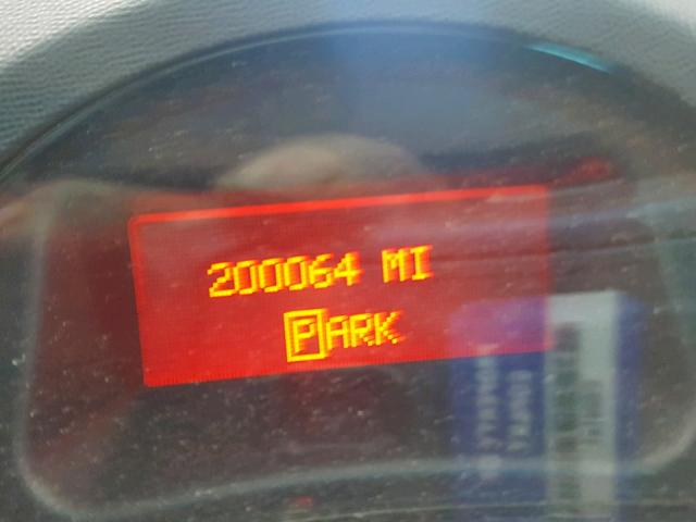 2G2WP522X51129915 - 2005 PONTIAC GRAND PRIX SILVER photo 8