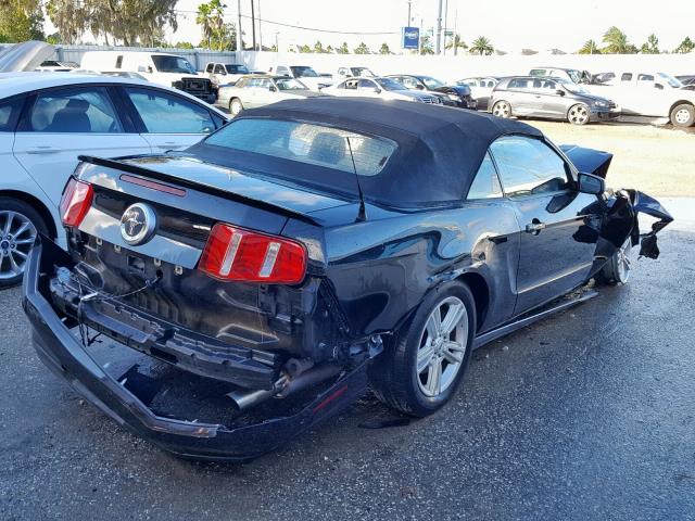 1ZVBP8EN6A5178455 - 2010 FORD MUSTANG BLACK photo 4