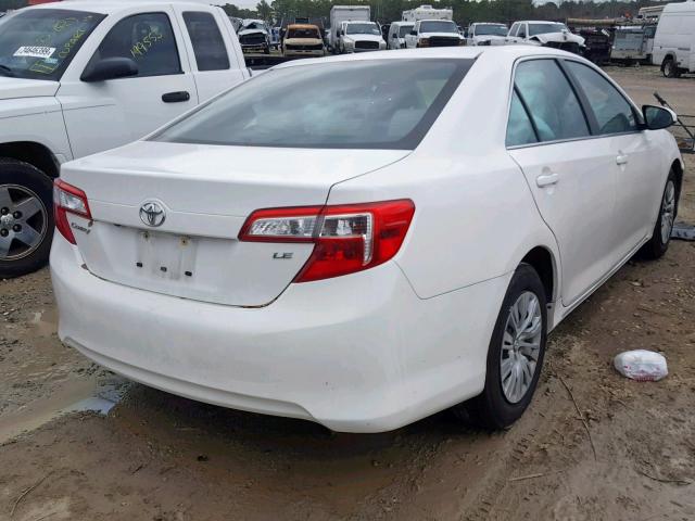 4T1BF1FK5EU354677 - 2014 TOYOTA CAMRY L WHITE photo 4