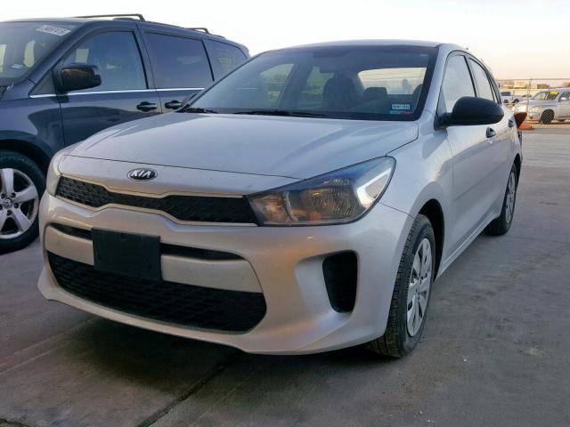 3KPA24AB9JE047123 - 2018 KIA RIO LX SILVER photo 2