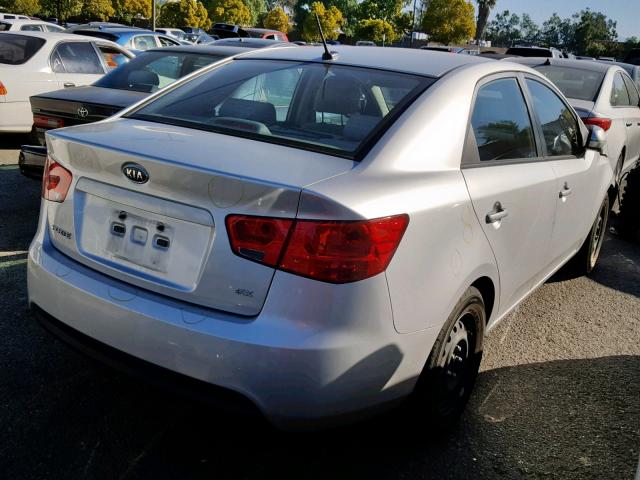 KNAFU4A28B5378298 - 2011 KIA FORTE EX SILVER photo 4