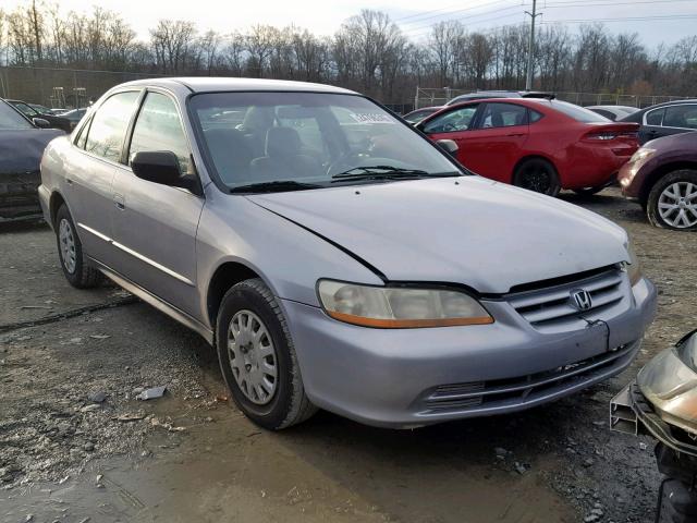 1HGCF86642A019042 - 2002 HONDA ACCORD VAL SILVER photo 1