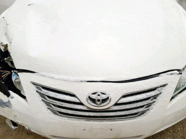 4T1BB46K48U032002 - 2008 TOYOTA CAMRY HYBR WHITE photo 7