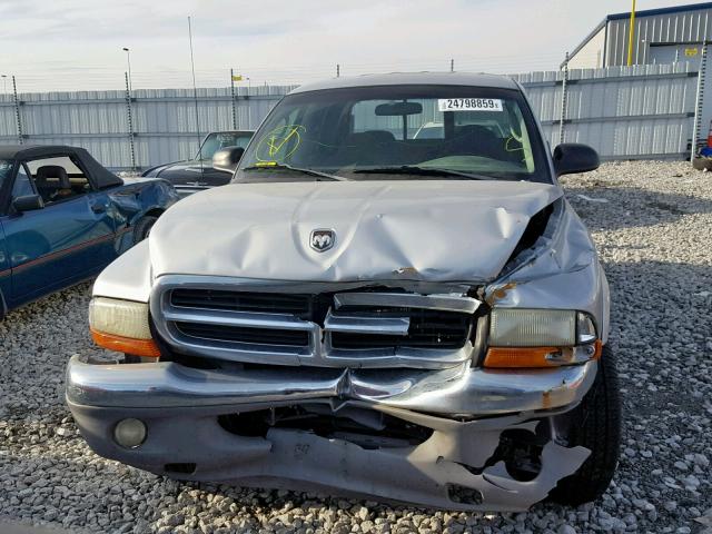 1B7HG48N82S633486 - 2002 DODGE DAKOTA QUA SILVER photo 7