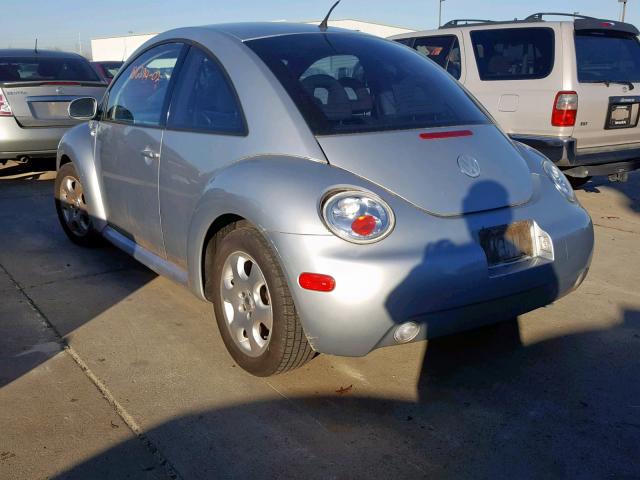 3VWCK21C12M444335 - 2002 VOLKSWAGEN NEW BEETLE GRAY photo 3