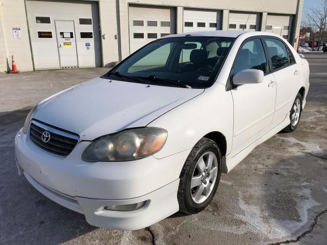 2T1BR32E17C793589 - 2007 TOYOTA COROLLA CE WHITE photo 2