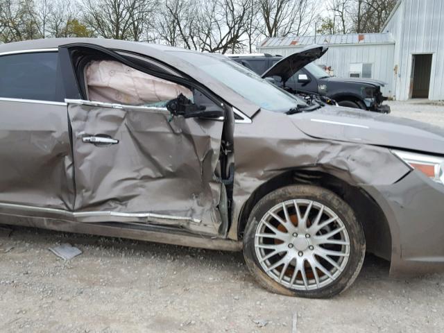 1G4GJ5E39CF258588 - 2012 BUICK LACROSSE T BROWN photo 9