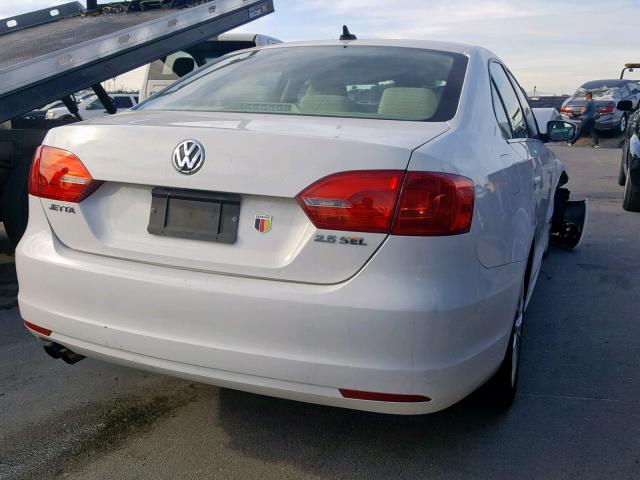 3VWLZ7AJ5BM350112 - 2011 VOLKSWAGEN JETTA SEL WHITE photo 4