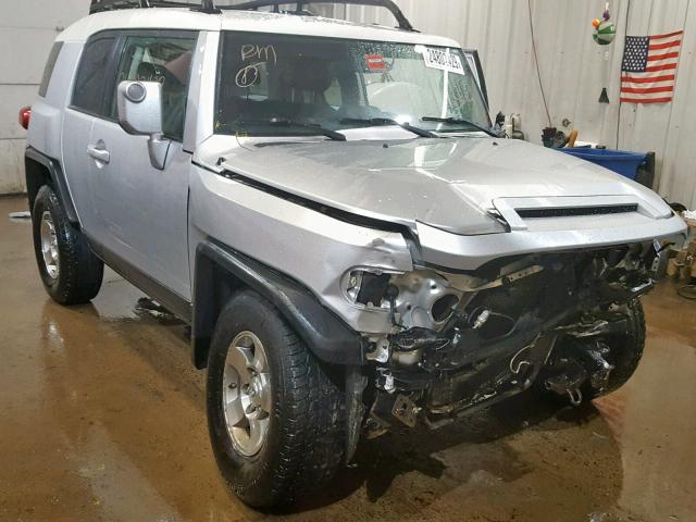 JTEBU11FX8K017129 - 2008 TOYOTA FJ CRUISER SILVER photo 1