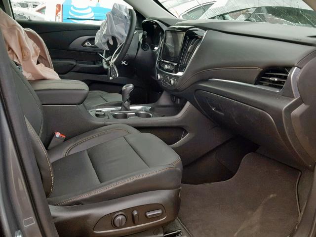 1GNERKKW7KJ170157 - 2019 CHEVROLET TRAVERSE P GRAY photo 5