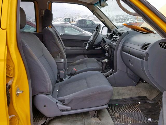 1N6MD29YX3C401517 - 2003 NISSAN FRONTIER C YELLOW photo 5