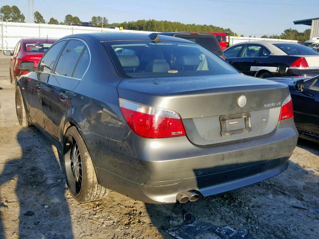 WBANF33506CS35760 - 2006 BMW 525 XI GRAY photo 3