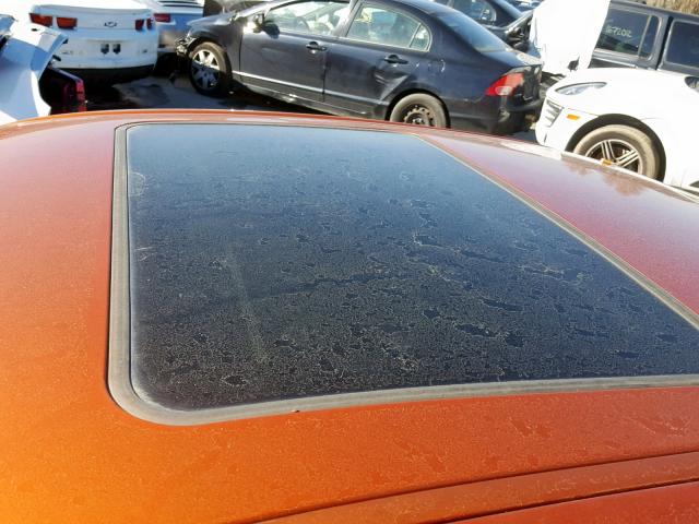 2G2WS522X41217117 - 2004 PONTIAC GRAND PRIX ORANGE photo 9