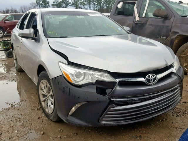 4T1BF1FK0GU562694 - 2016 TOYOTA CAMRY LE SILVER photo 1