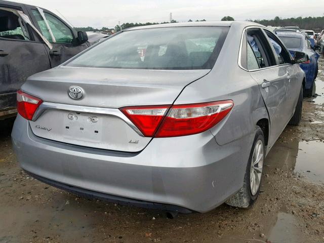 4T1BF1FK0GU562694 - 2016 TOYOTA CAMRY LE SILVER photo 4