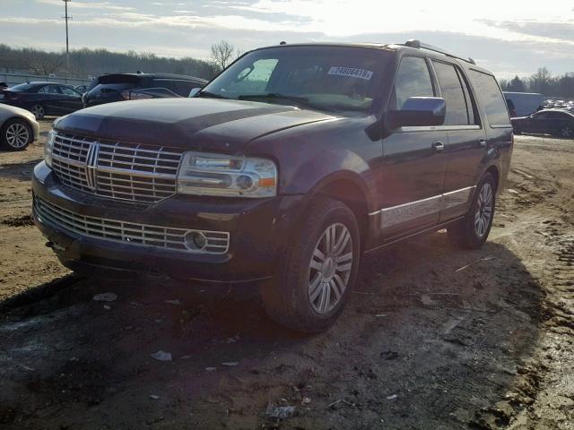 5LMFU27578LJ00952 - 2008 LINCOLN NAVIGATOR BLACK photo 2