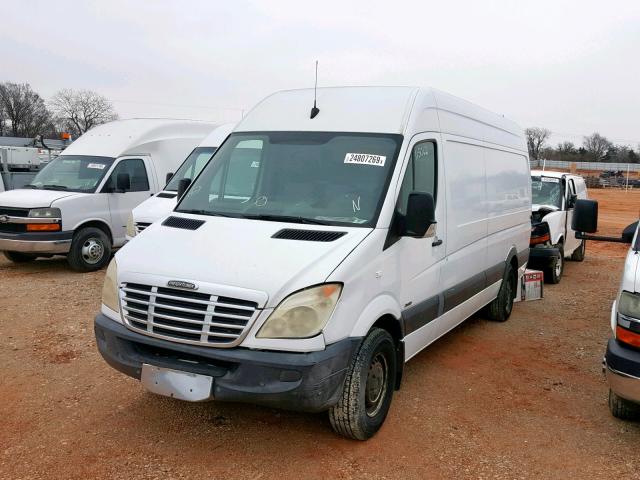 WDYPE845985240901 - 2008 FREIGHTLINER SPRINTER 2 WHITE photo 2