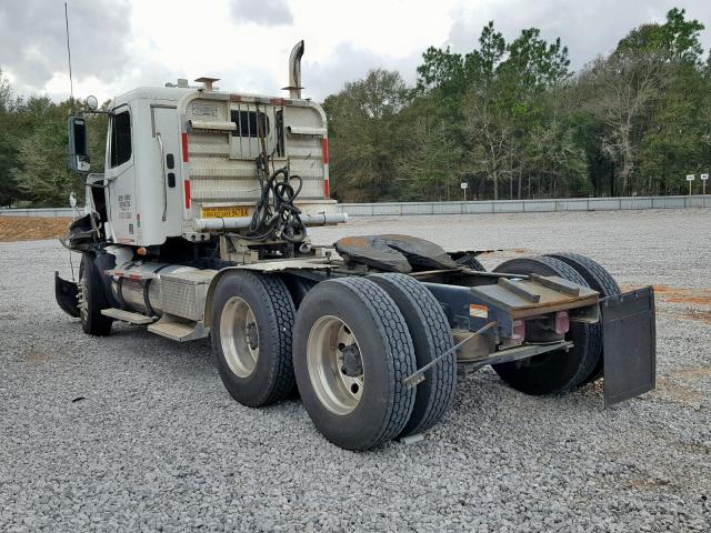 1FUJA6DE47LY35112 - 2007 FREIGHTLINER CONVENTION WHITE photo 3