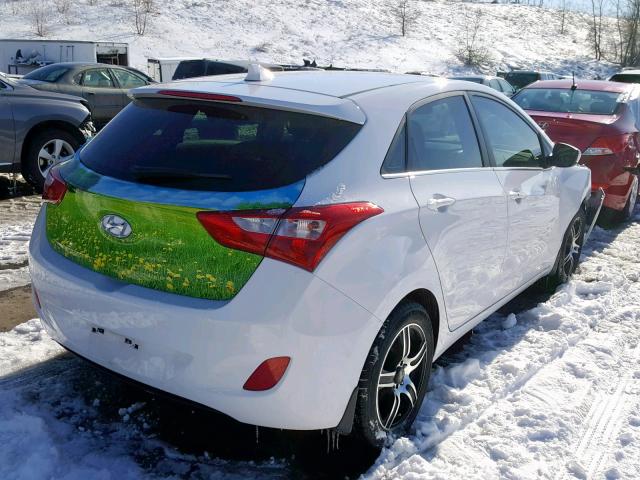 KMHD35LE6DU122238 - 2013 HYUNDAI ELANTRA GT WHITE photo 4