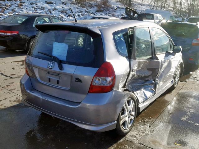 JHMGD38688S028916 - 2008 HONDA FIT SPORT SILVER photo 4