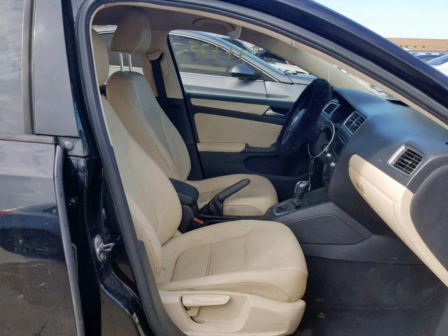 3VW2K7AJ5EM330950 - 2014 VOLKSWAGEN JETTA BASE 黑色 照片 5