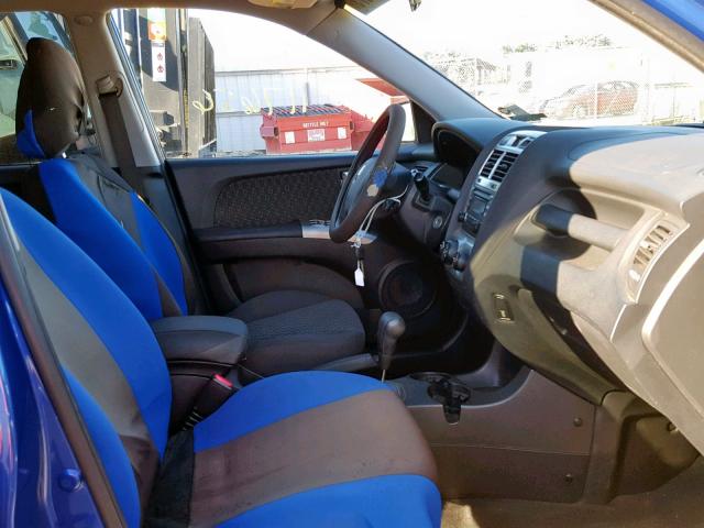 KNDJF723X67148109 - 2006 KIA NEW SPORTA BLUE photo 5