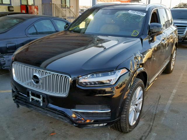 YV4A22PL7H1142200 - 2017 VOLVO XC90 T6 BLACK photo 2