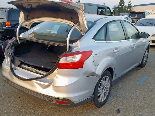 1FAHP3H26CL424703 - 2012 FORD FOCUS SEL SILVER photo 4