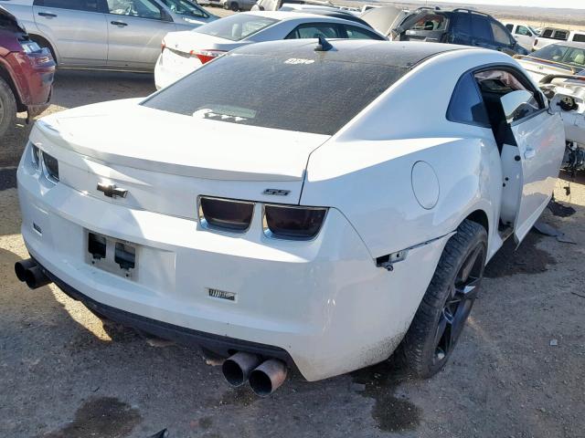 2G1FJ1EJ1B9132927 - 2011 CHEVROLET CAMARO SS WHITE photo 4