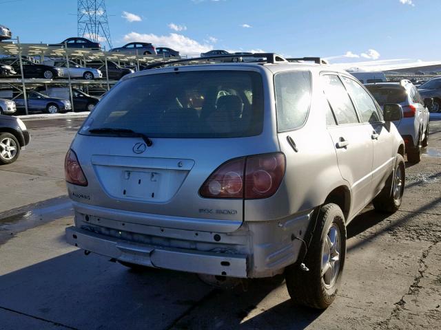 JT6HF10U1Y0153287 - 2000 LEXUS RX 300 SILVER photo 9