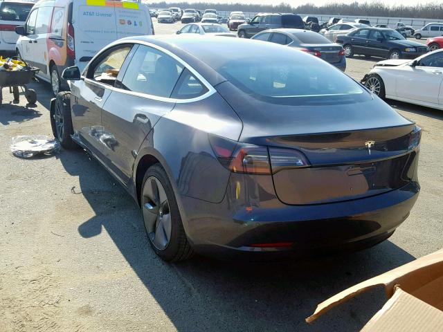 5YJ3E1EB0JF089733 - 2018 TESLA MODEL 3 CHARCOAL photo 3