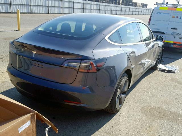 5YJ3E1EB0JF089733 - 2018 TESLA MODEL 3 CHARCOAL photo 4