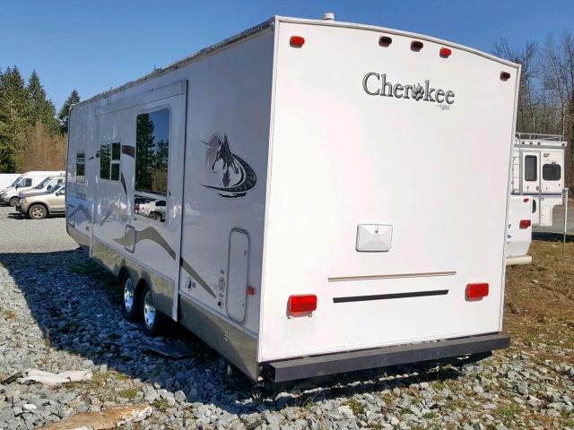 4X4TCKC295P093171 - 2005 WILDWOOD CHEROKEE WHITE photo 3