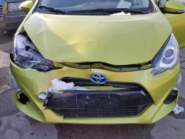 JTDKDTB34F1108159 - 2015 TOYOTA PRIUS C GREEN photo 7