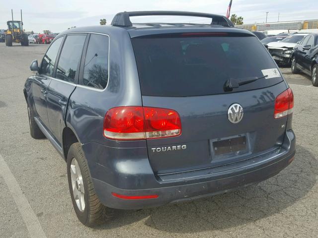 WVGZG77L85D026613 - 2005 VOLKSWAGEN TOUAREG 3. GRAY photo 3