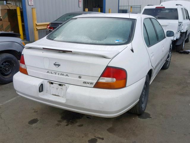 1N4DL01D4WC176458 - 1998 NISSAN ALTIMA XE WHITE photo 4