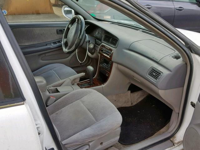 1N4DL01D4WC176458 - 1998 NISSAN ALTIMA XE WHITE photo 5