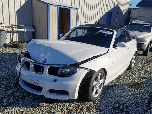 WBAUN93558VF55491 - 2008 BMW 135 I WHITE photo 2