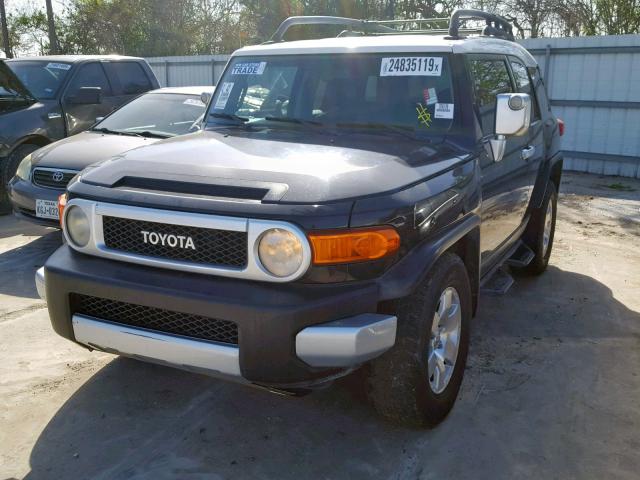 JTEZU11F58K007591 - 2008 TOYOTA FJ CRUISER BLACK photo 2