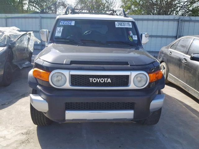 JTEZU11F58K007591 - 2008 TOYOTA FJ CRUISER BLACK photo 9