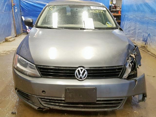 3VW1K7AJ5CM392311 - 2012 VOLKSWAGEN JETTA BASE GRAY photo 9