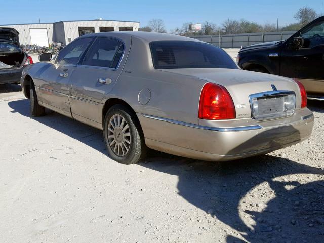 1LNHM81WX5Y639418 - 2005 LINCOLN TOWN CAR S GOLD photo 3