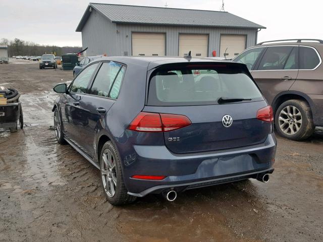 3VW447AU6JM296962 - 2018 VOLKSWAGEN GTI S/SE GRAY photo 3