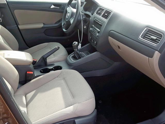 3VW1K7AJXEM408862 - 2014 VOLKSWAGEN JETTA BASE BLACK photo 5