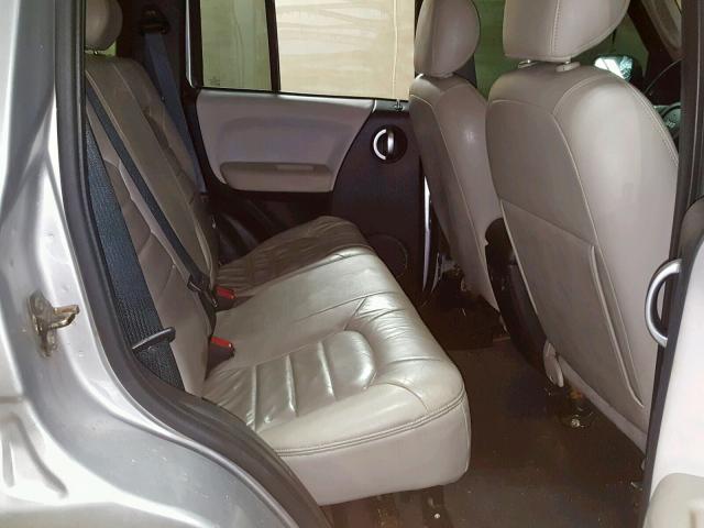 1J4GL38K74W225350 - 2004 JEEP LIBERTY RE SILVER photo 6