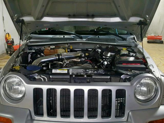 1J4GL38K74W225350 - 2004 JEEP LIBERTY RE SILVER photo 7