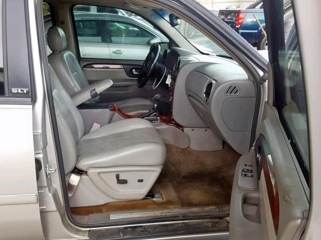 1GKDS13S962135428 - 2006 GMC ENVOY GRAY photo 5