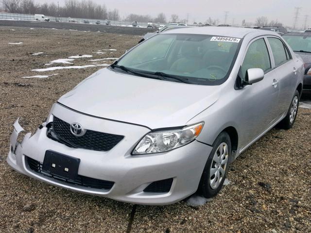 1NXBU40E29Z146384 - 2009 TOYOTA COROLLA BA SILVER photo 2